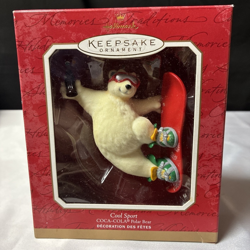 Hallmark 2001 Coca-Cola Polar Bear Snowboard Cool Sport Ornament QHB9002